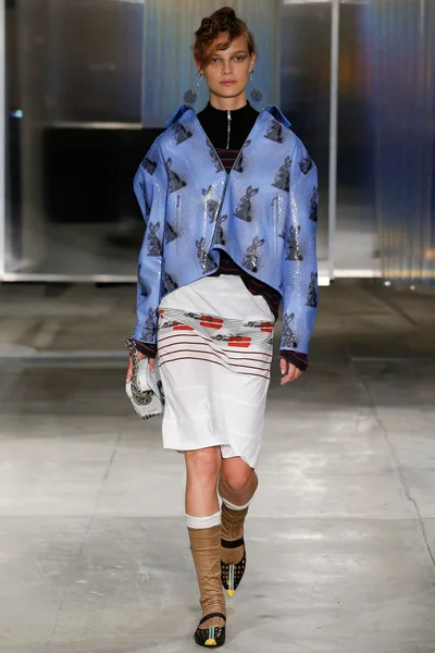 Look 38